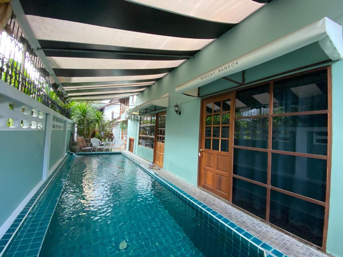 曼谷 T-House Bkk 2Floors Near Bts With Swimming Pool And Free Wifi酒店 外观 照片